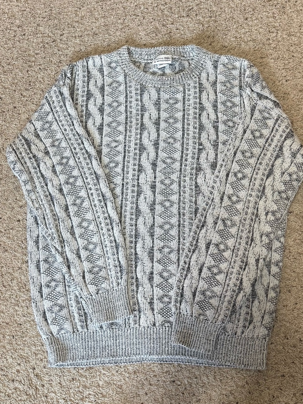 Cross Windsor Cable Knit Sweater, size large